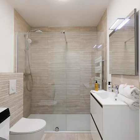 Apartmán Immogroom - 1 Bedroom - Balcony - Calm *